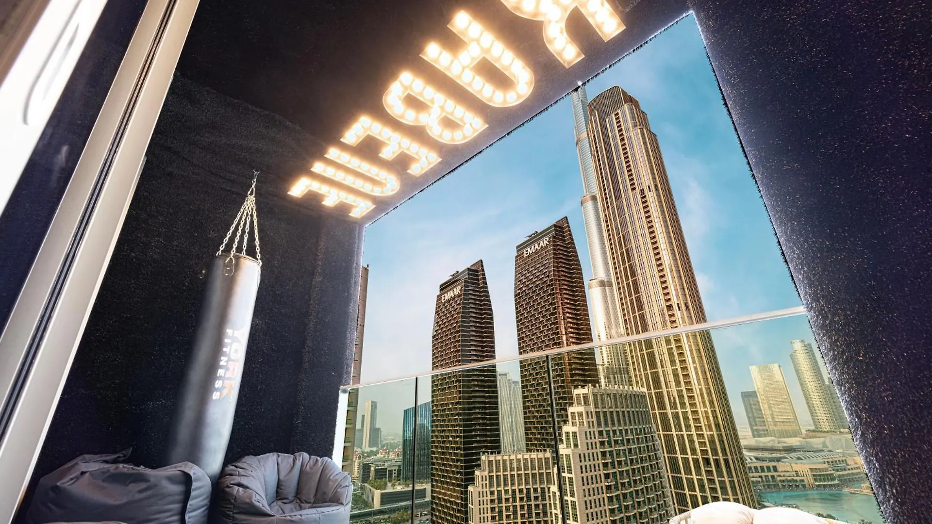 Kabene Exotic, Burj Khalifa & Fountain View, 5 Starts, 4 Bedroom, Best In Dubai