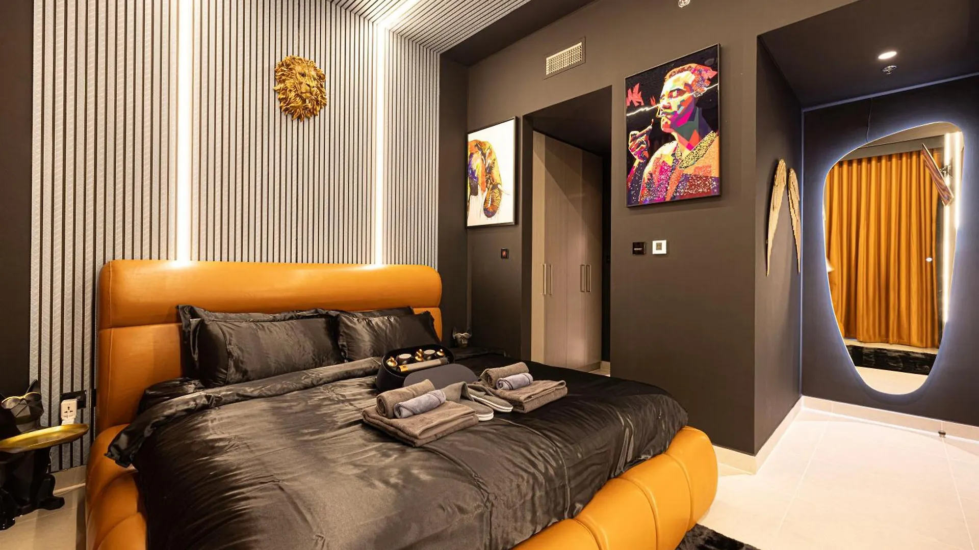 Kabene Exotic, Burj Khalifa & Fountain View, 5 Starts, 4 Bedroom, Best In Dubai Lejlighed