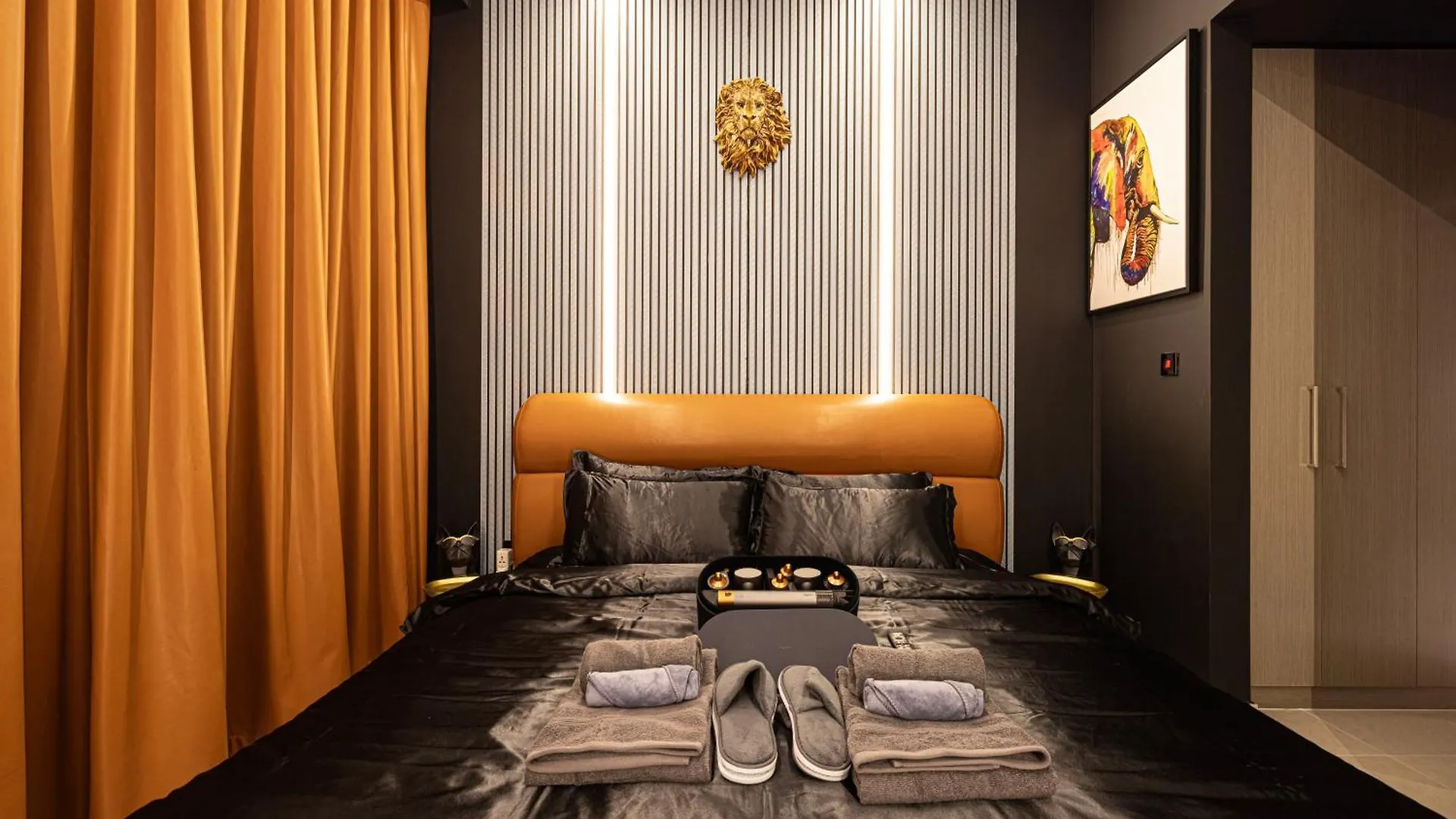 Kabene Exotic, Burj Khalifa & Fountain View, 5 Starts, 4 Bedroom, Best In Dubai 0*,