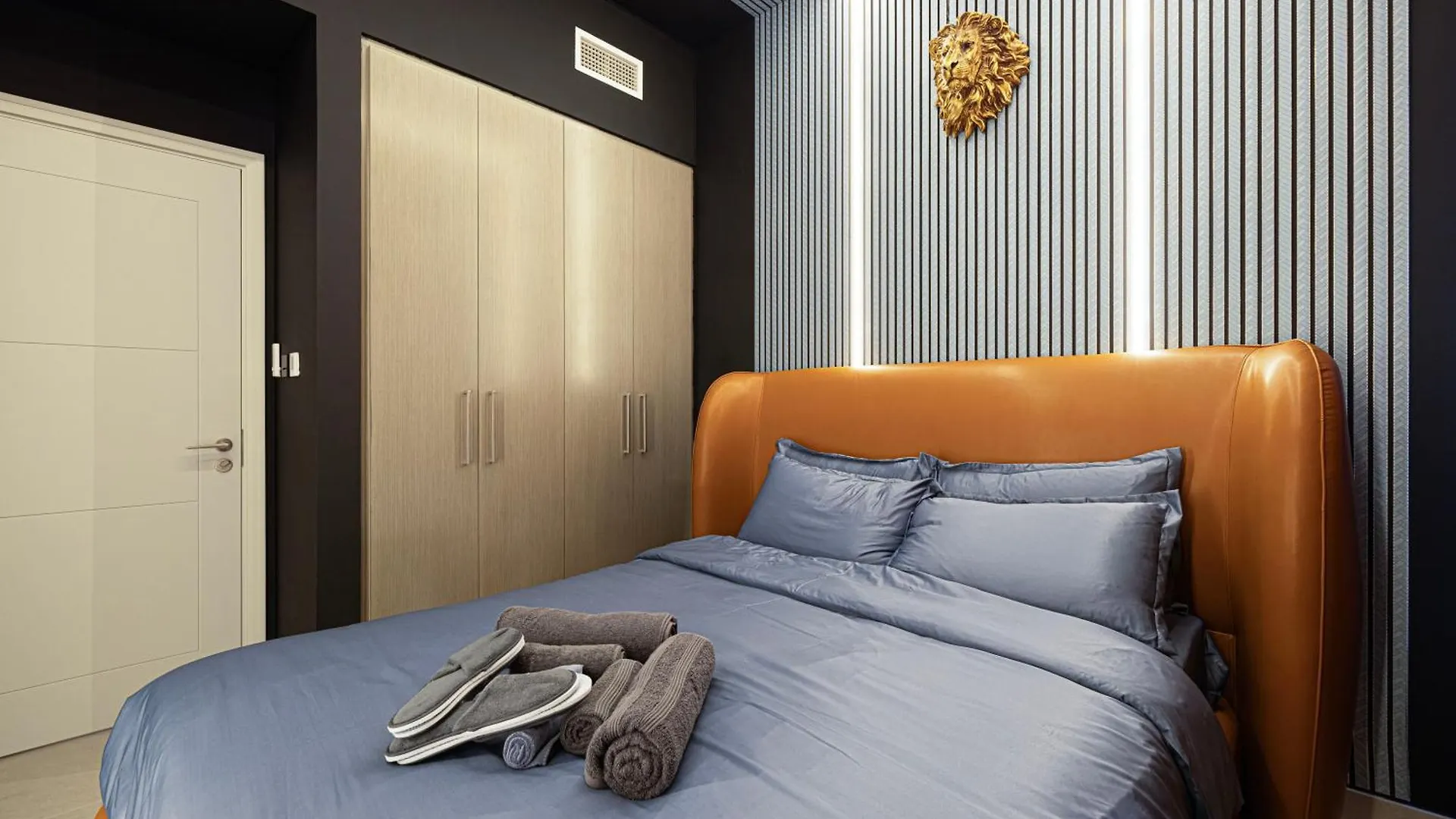 Kabene Exotic, Burj Khalifa & Fountain View, 5 Starts, 4 Bedroom, Best In Dubai