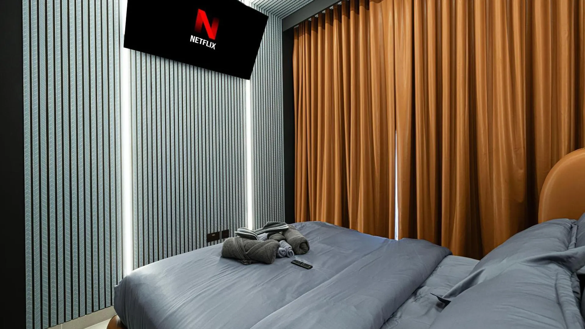 Apartment Kabene Exotic, Burj Khalifa & Fountain View, 5 Starts, 4 Bedroom, Best In Dubai United Arab Emirates